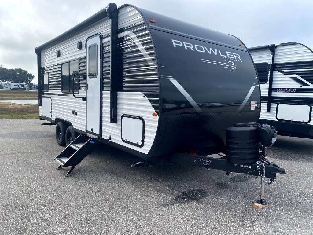 2026 HEARTLAND PROWLER 2000MB - Image 1