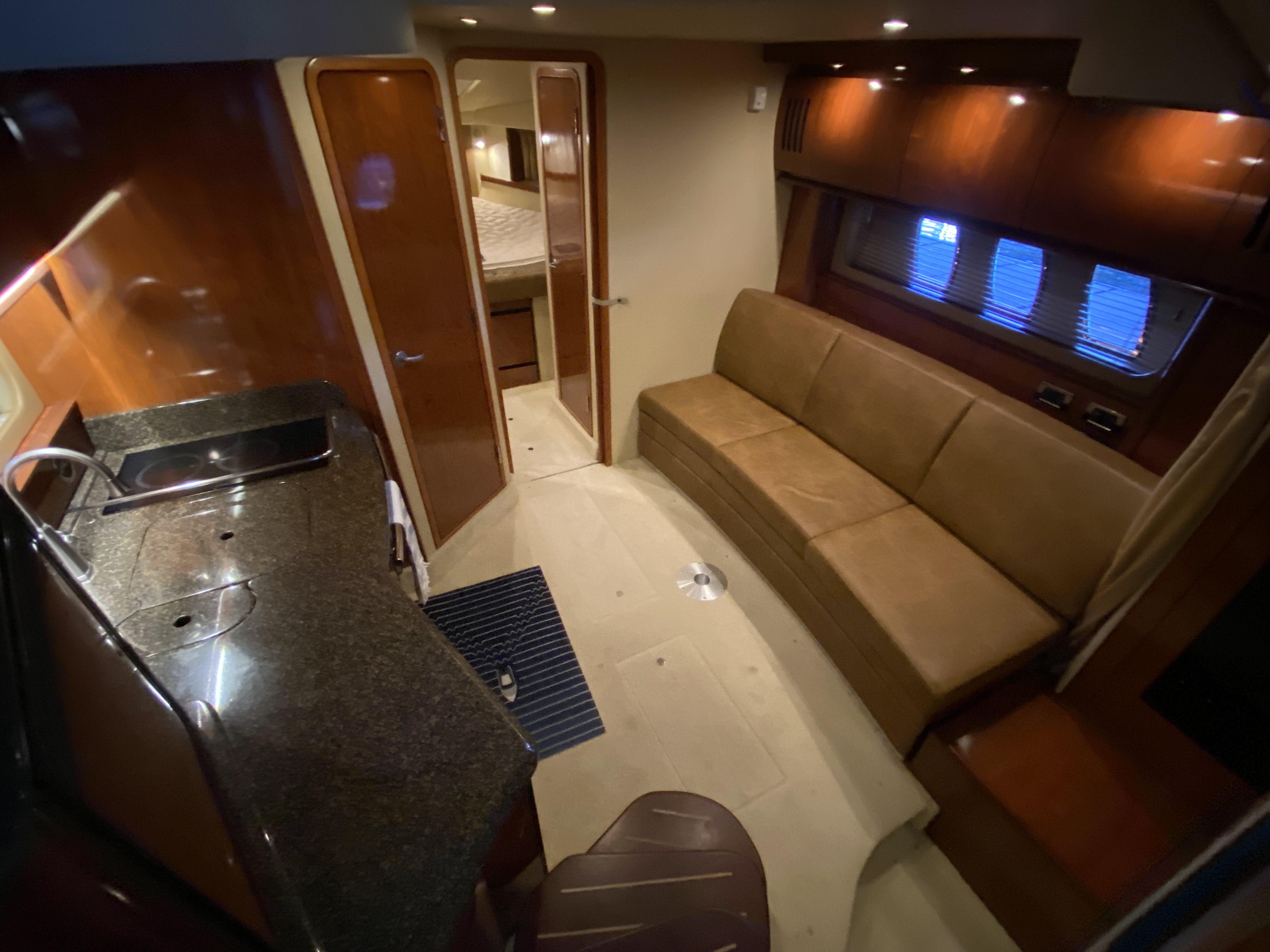 2006 Sea Ray 38 Sundancer - Image 24