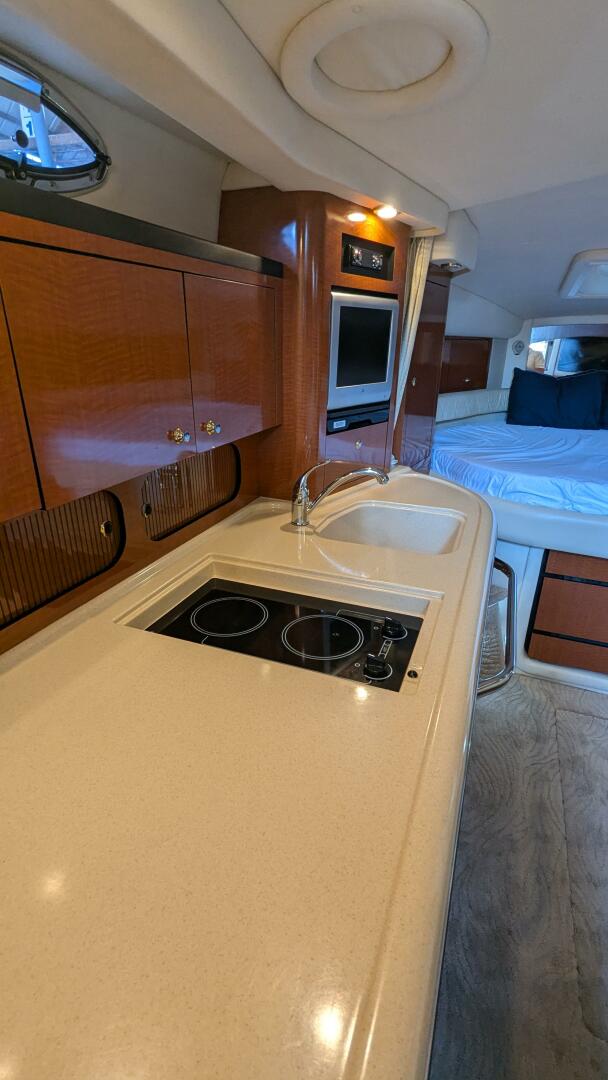 2004 Sea Ray 340 Sundancer - Image 28