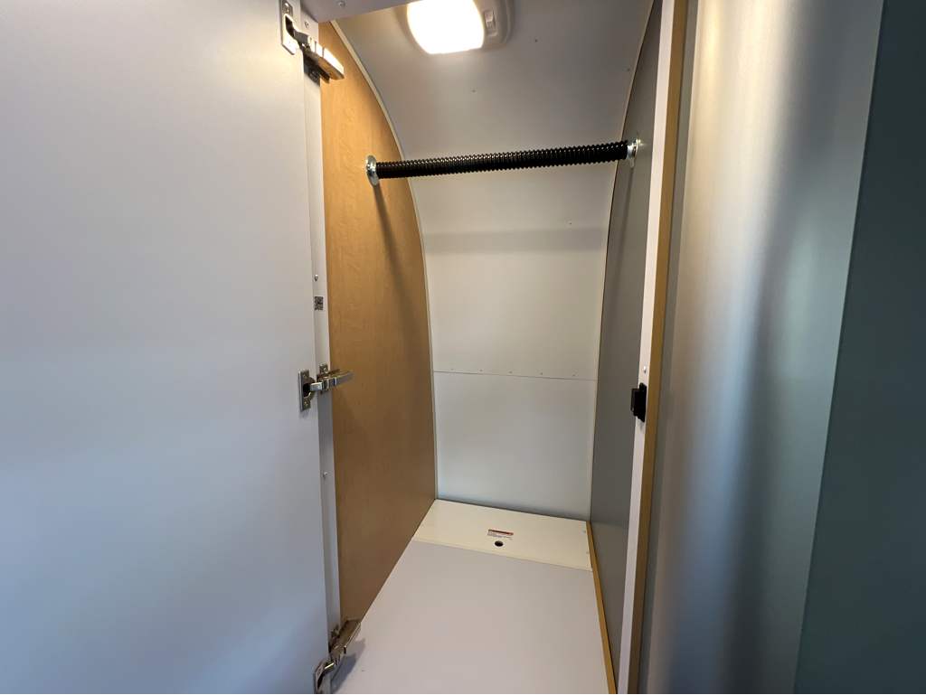 2026 AIRSTREAM WORLD TRAVELERUSA 22RB - Image 19
