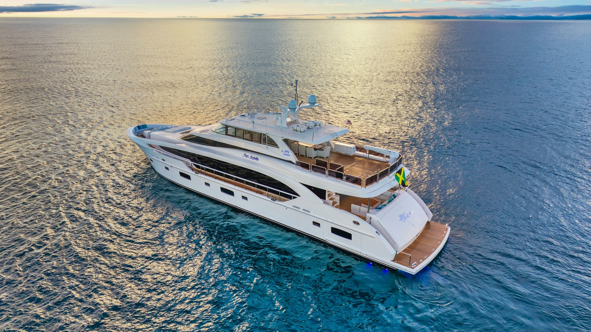 2025 Horizon Raised Pilothouse - Image 42