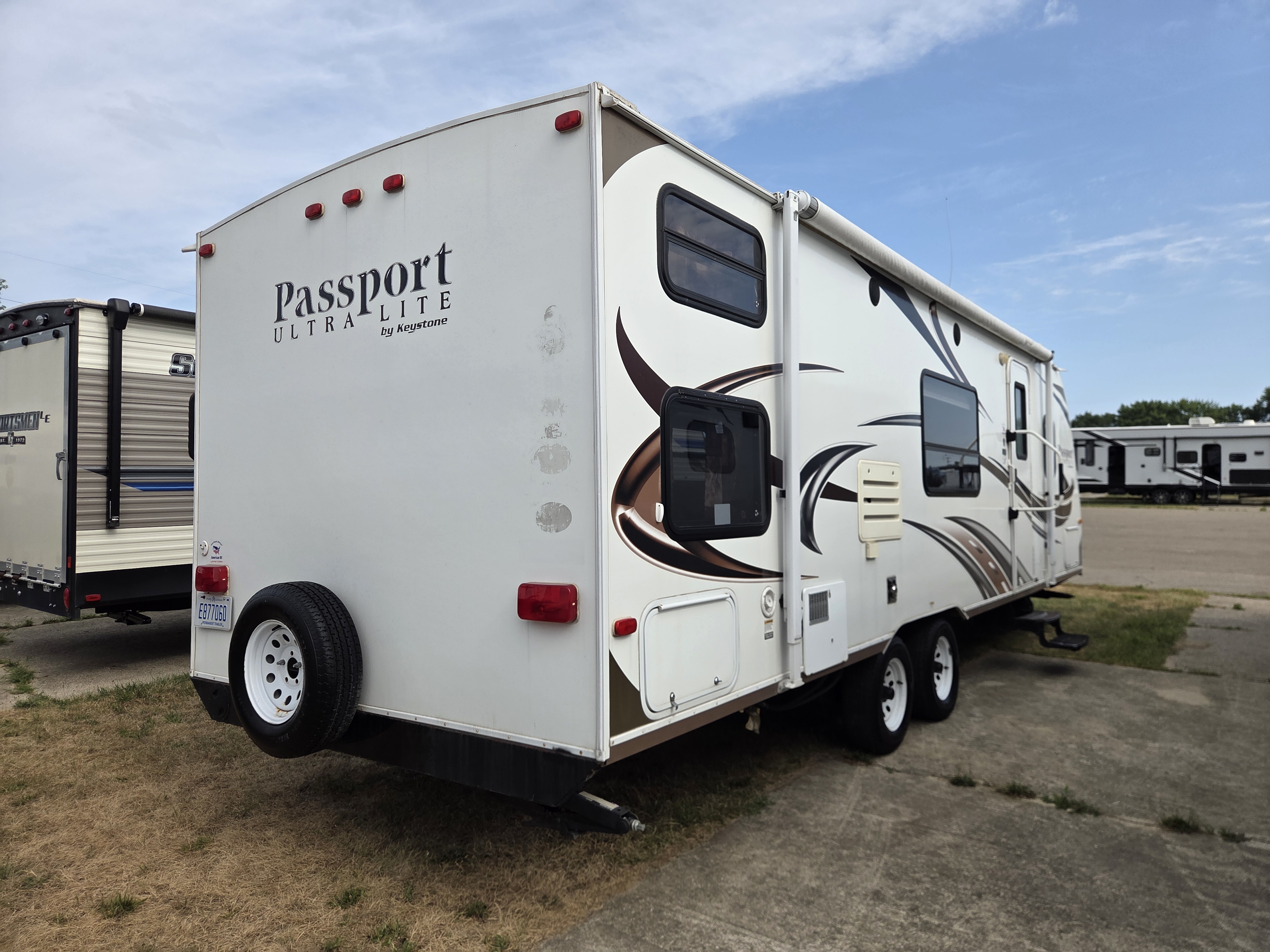 2013 Keystone Passport Super-Lite 280BH - Image 2