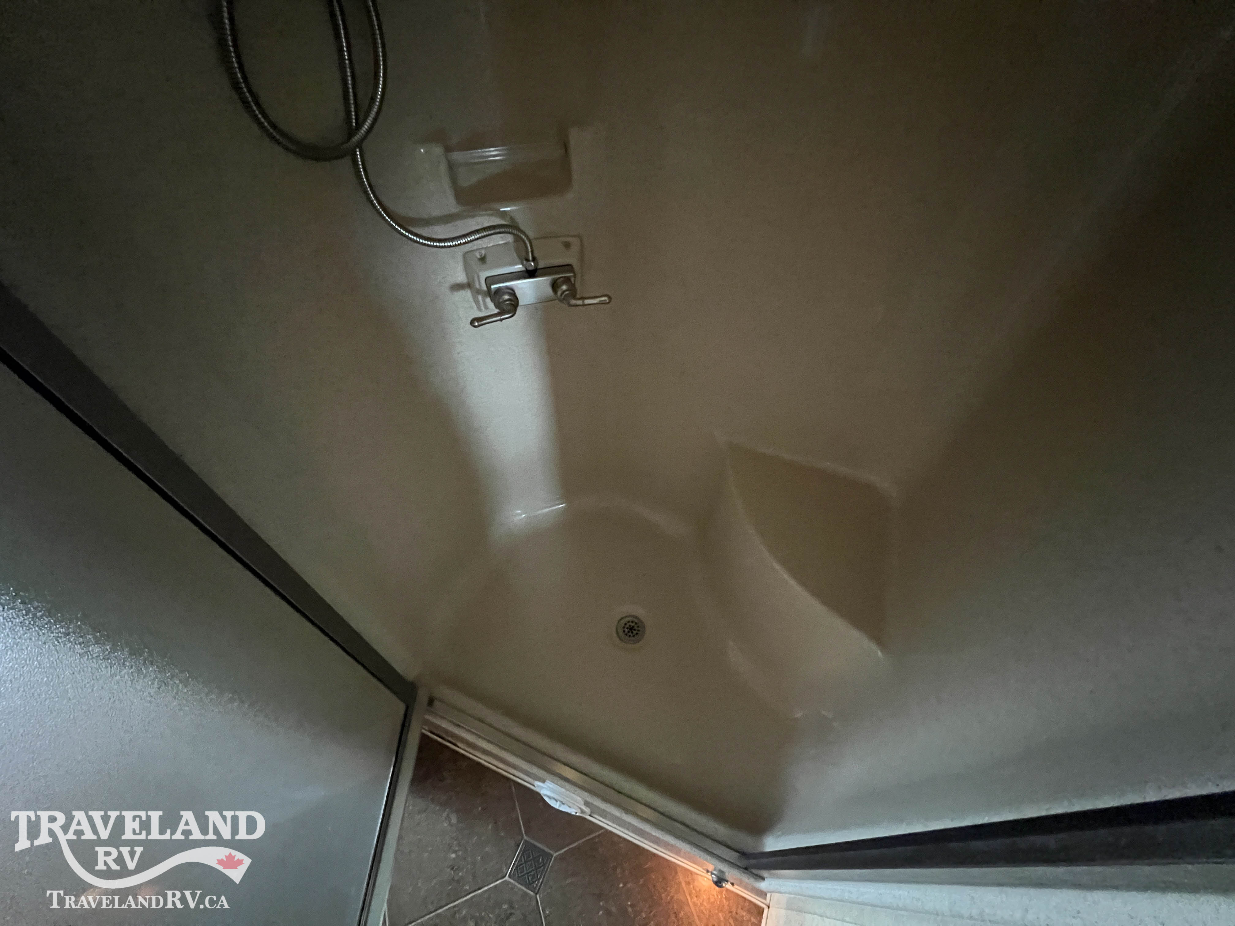 2011 Newmar Dutch Star 3734 - Image 35