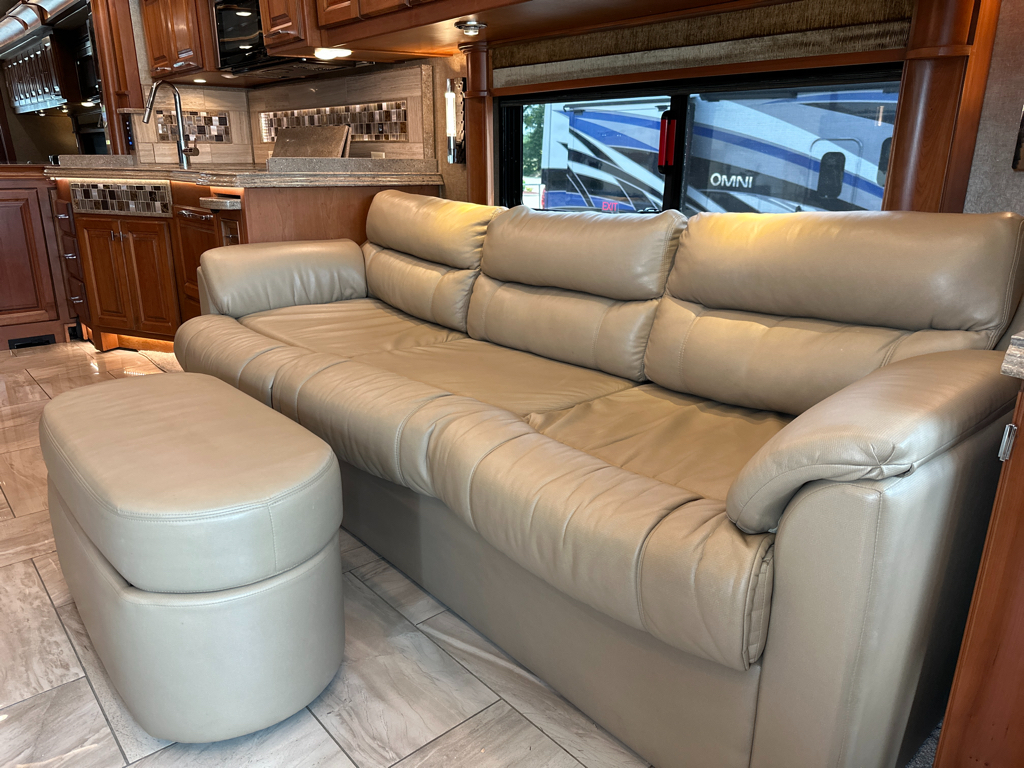 2018 TIFFIN ALLEGRO BUS 40 SP - Image 10