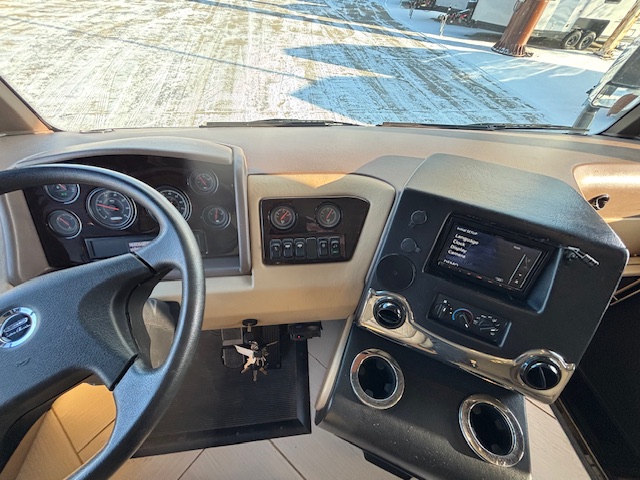2014 Coachmen Cross Country 404RB - Image 55