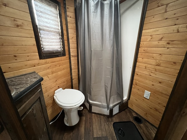 2022 ICE CASTLE RV SPIRIT 8X22 - Image 17
