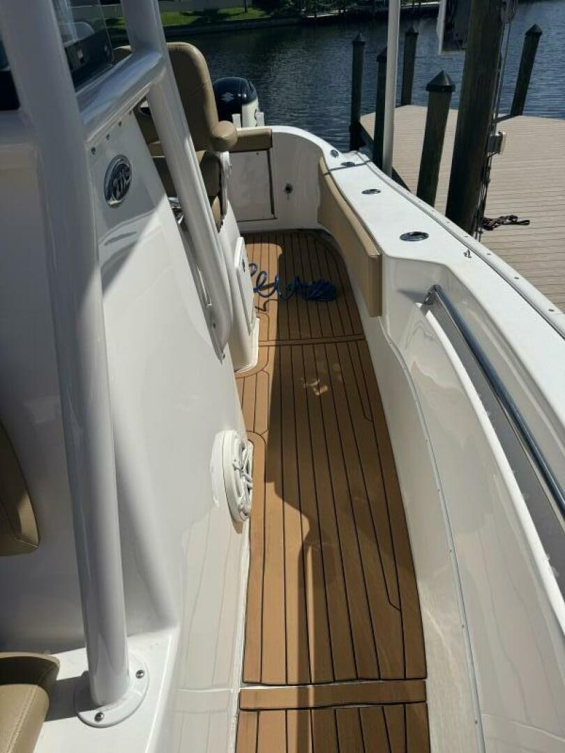 2019 Cape Horn 27XS - Image 16