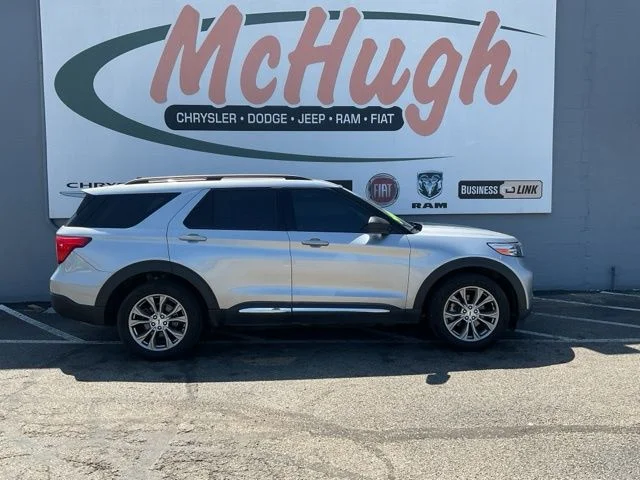 2021 Ford Explorer Utility 4D XLT 4WD - Image 4