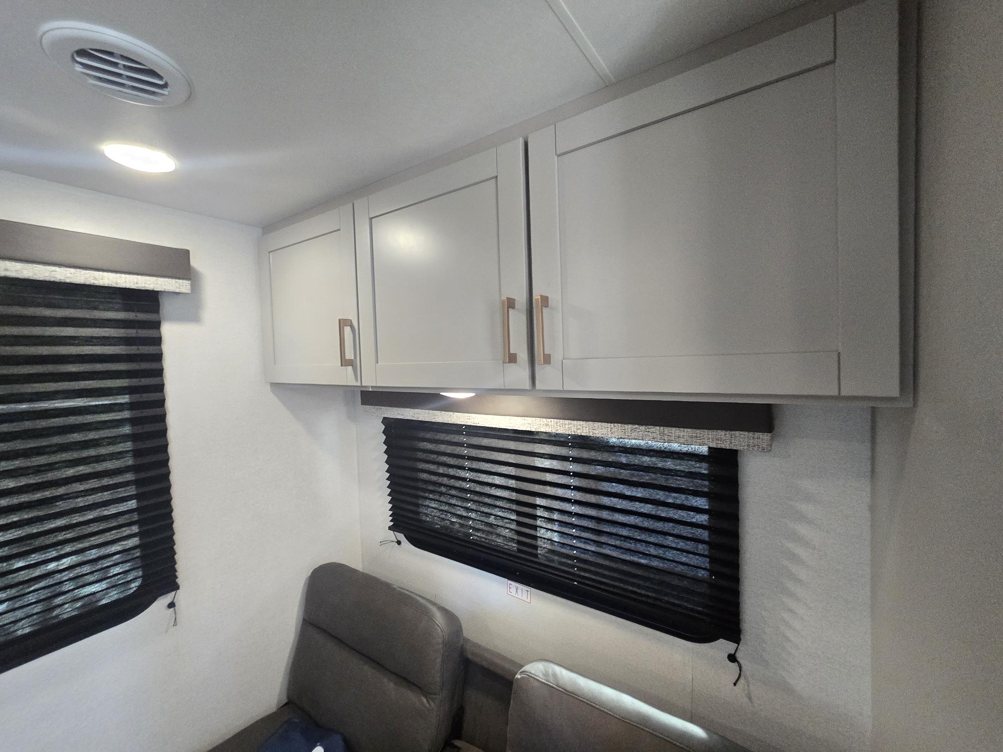 2027 Jayco Jay Flight SLX 210QB - Image 19