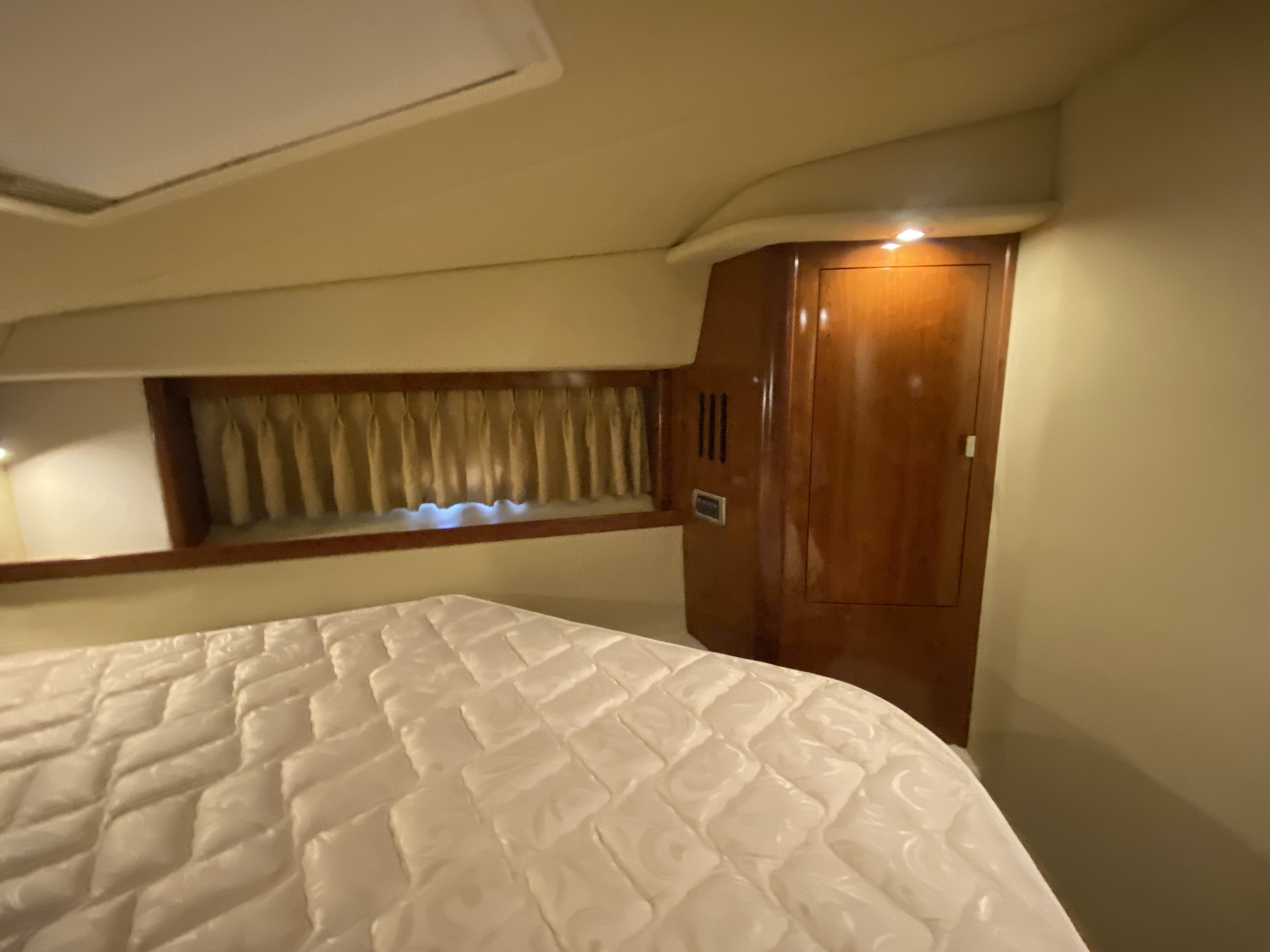 2006 Sea Ray 38 Sundancer - Image 37