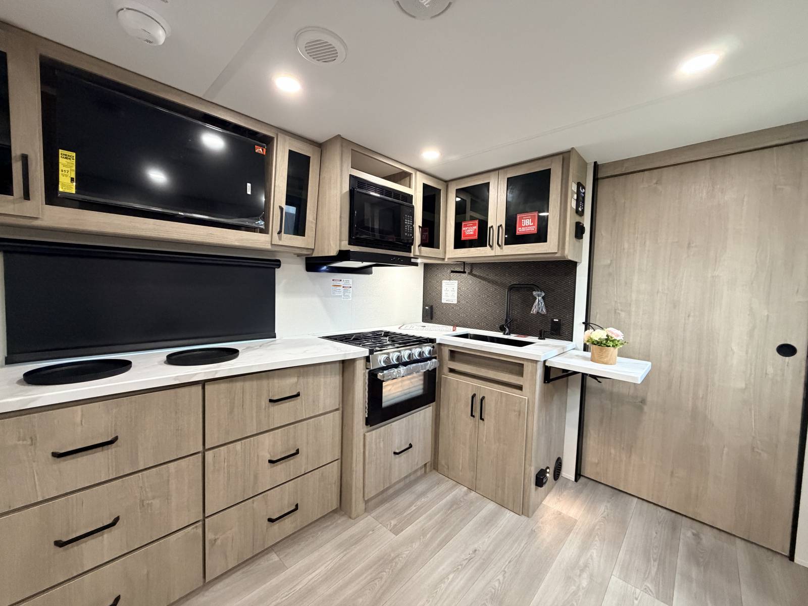 2026 Grand Design Imagine XLS 22RBE - Image 14