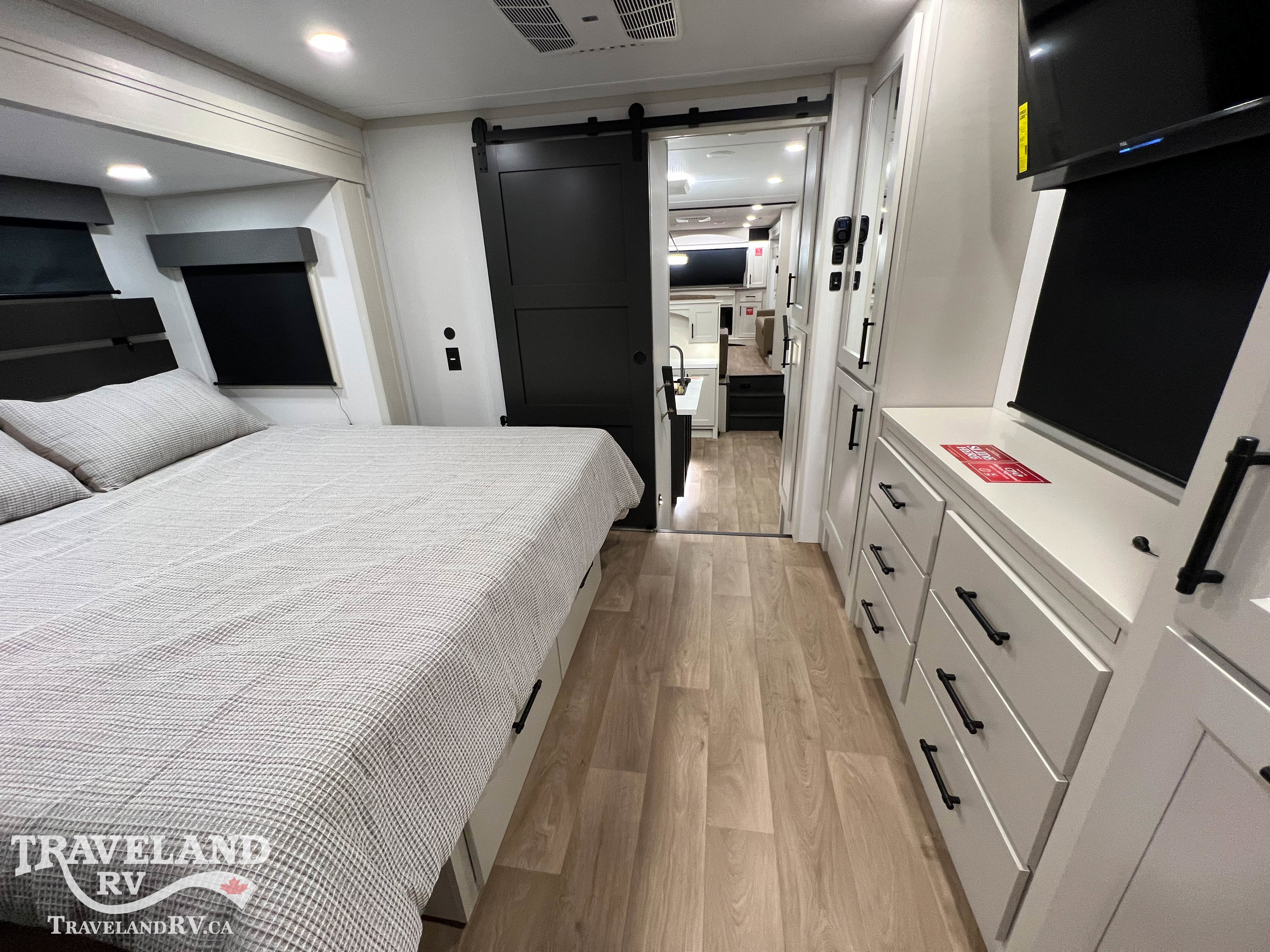 2026 Grand Design Solitude 380FL - Image 46