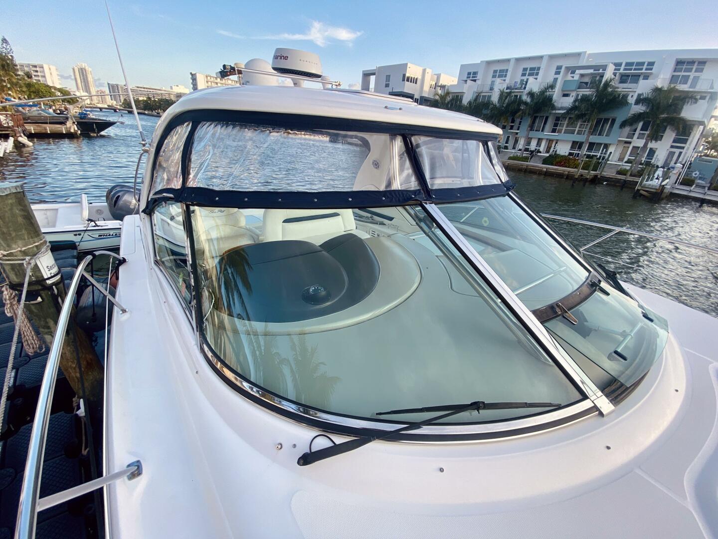 2005 Sea Ray 420 Sundancer - Image 26