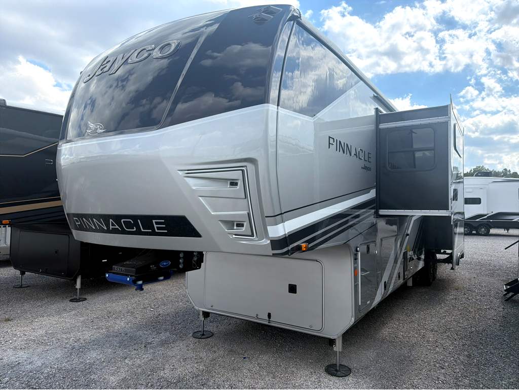 2027 JAYCO PINNACLE 38FBRK - Image 3