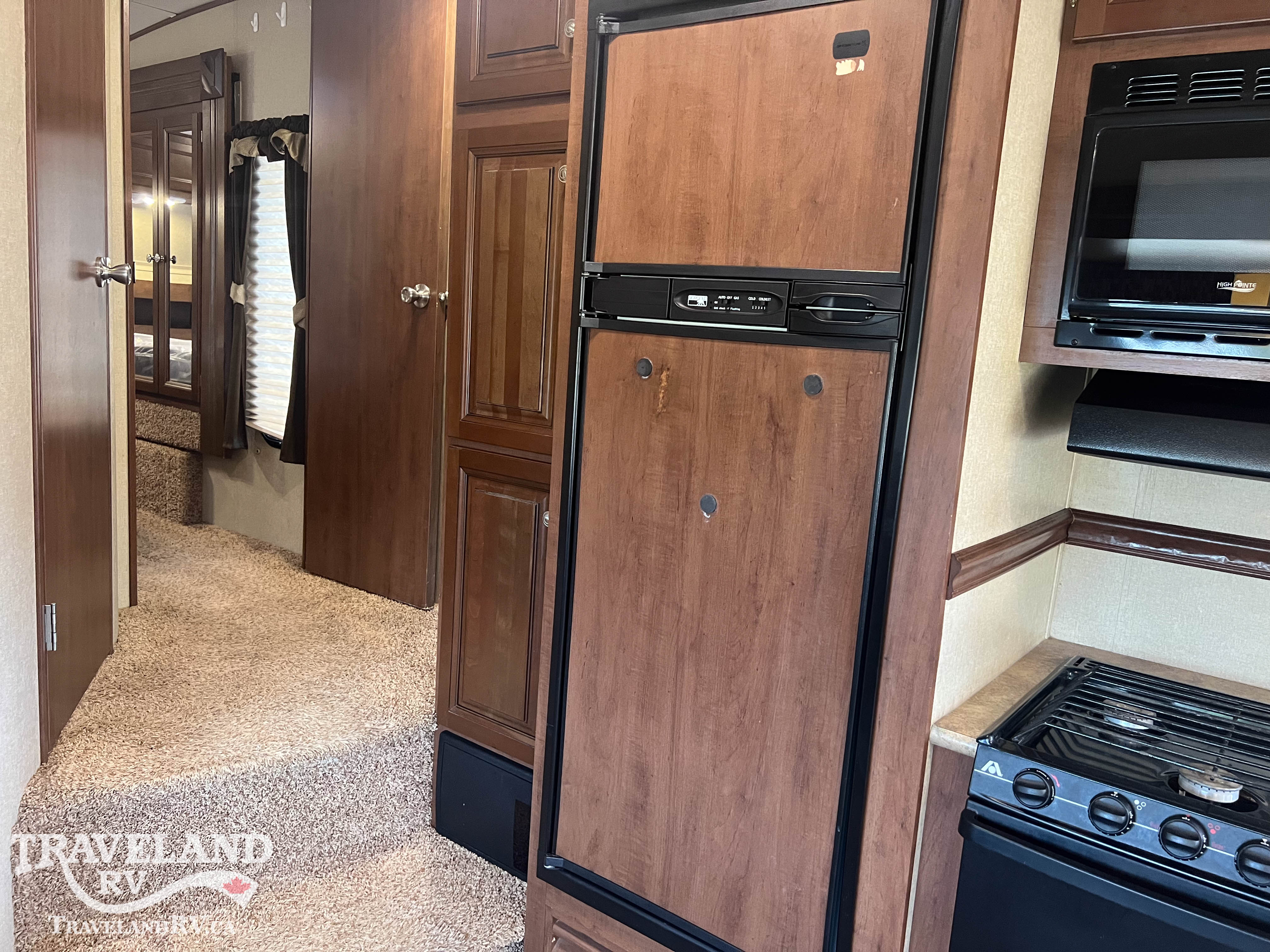2014 Dutchmen Denali 2625RL Trail Edition - Image 21