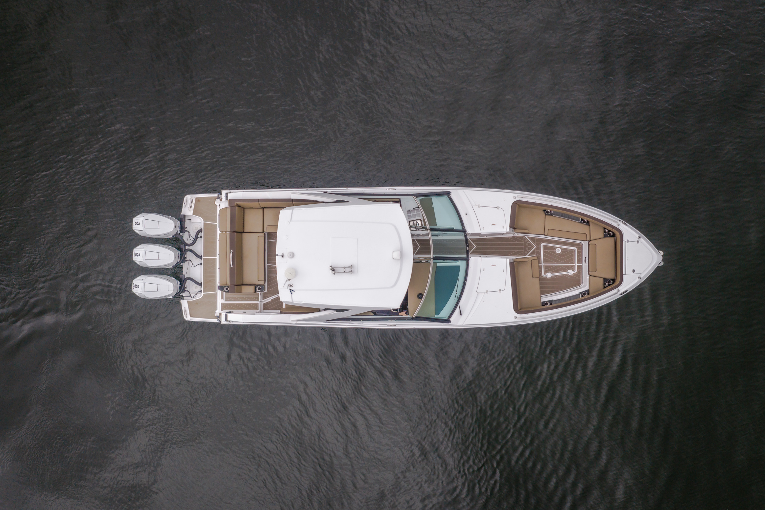 2025 Monterey 385SS - Image 7