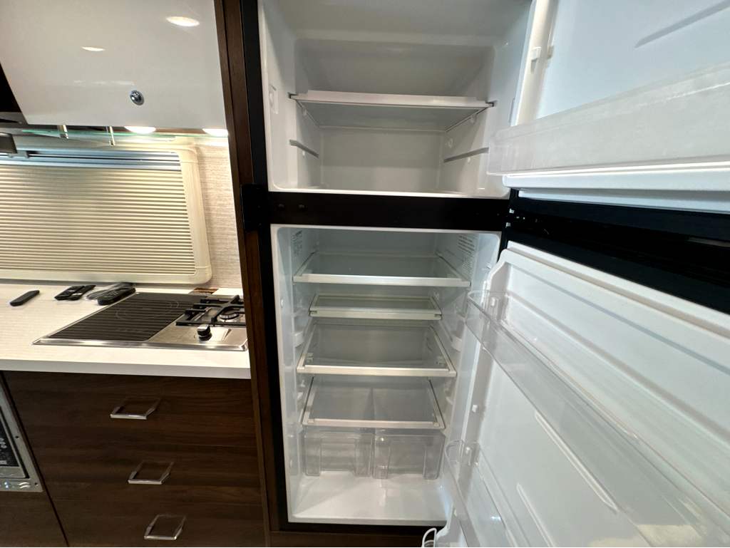 2023 WINNEBAGO VIEW 24D - Image 26