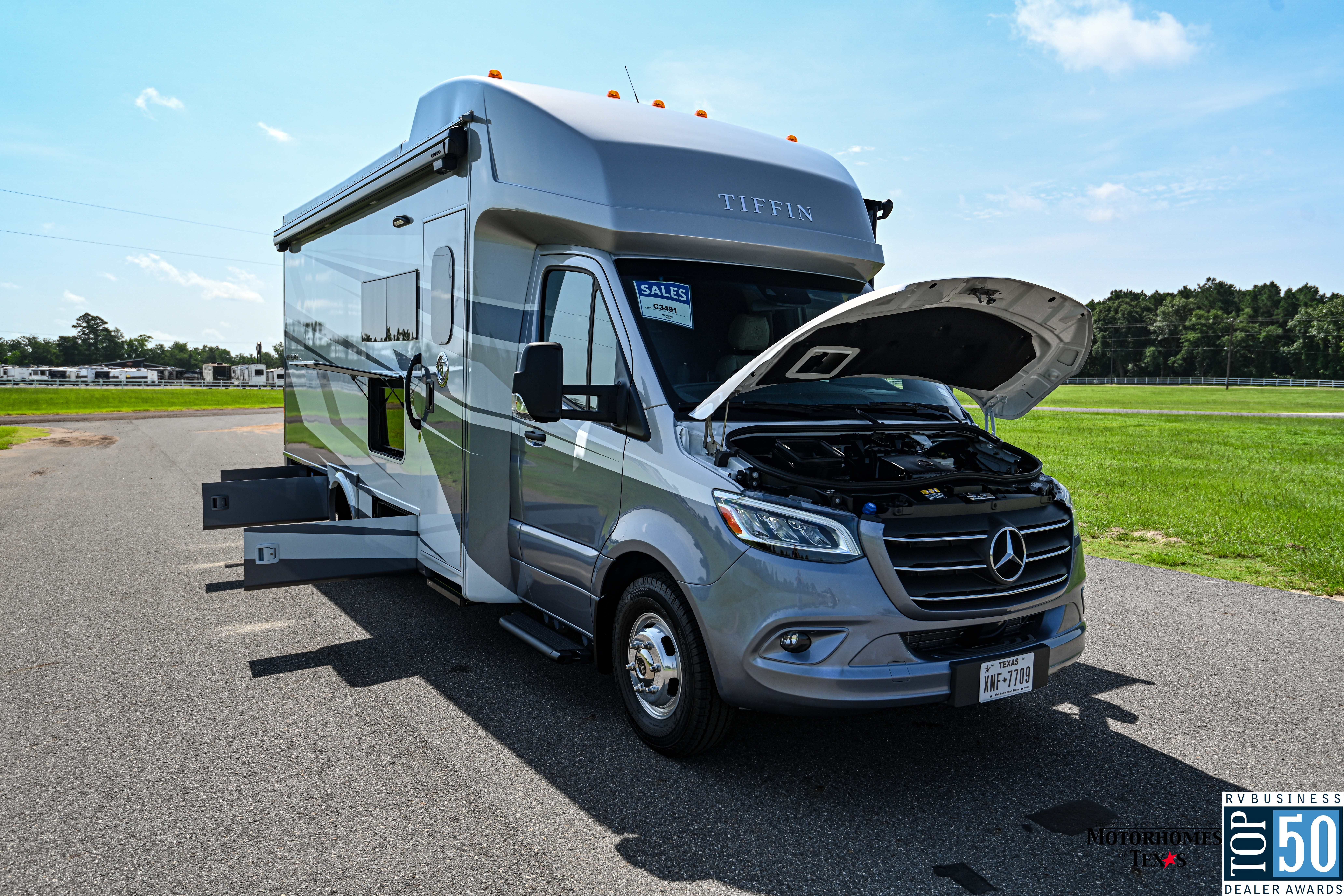 2026 Tiffin Wayfarer 25 XRW - exterior 6