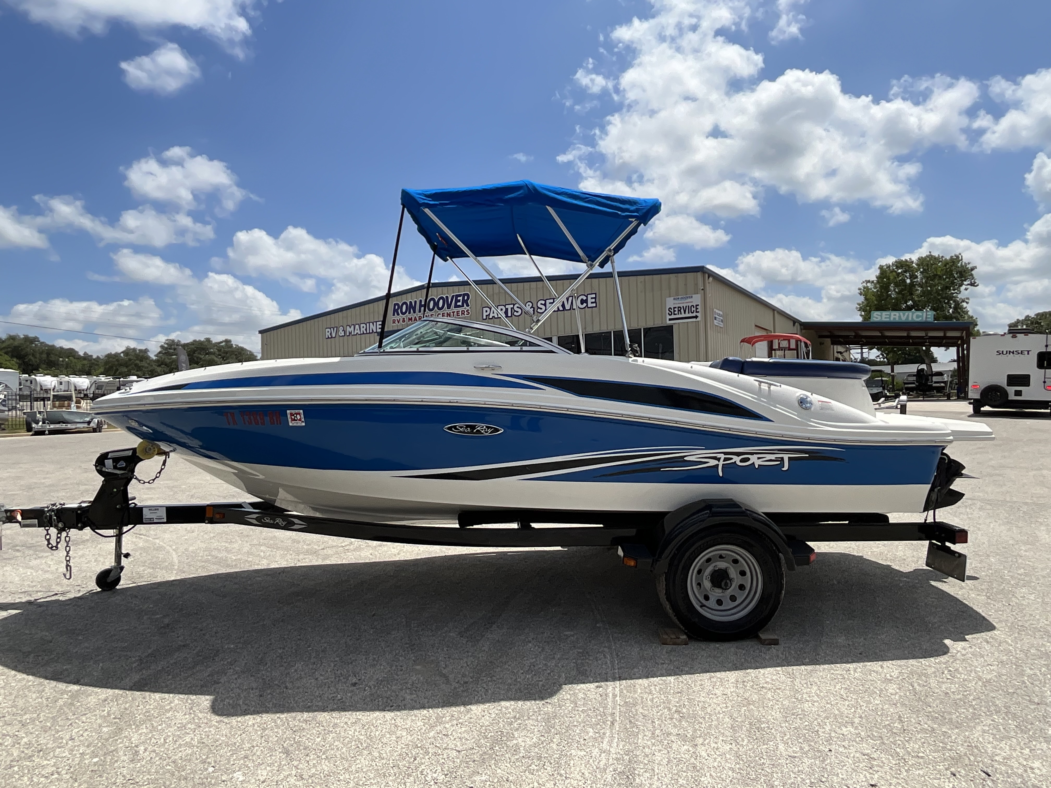 2011 SEA RAY BOATS 185 Sport 185 SPORT - Image 3
