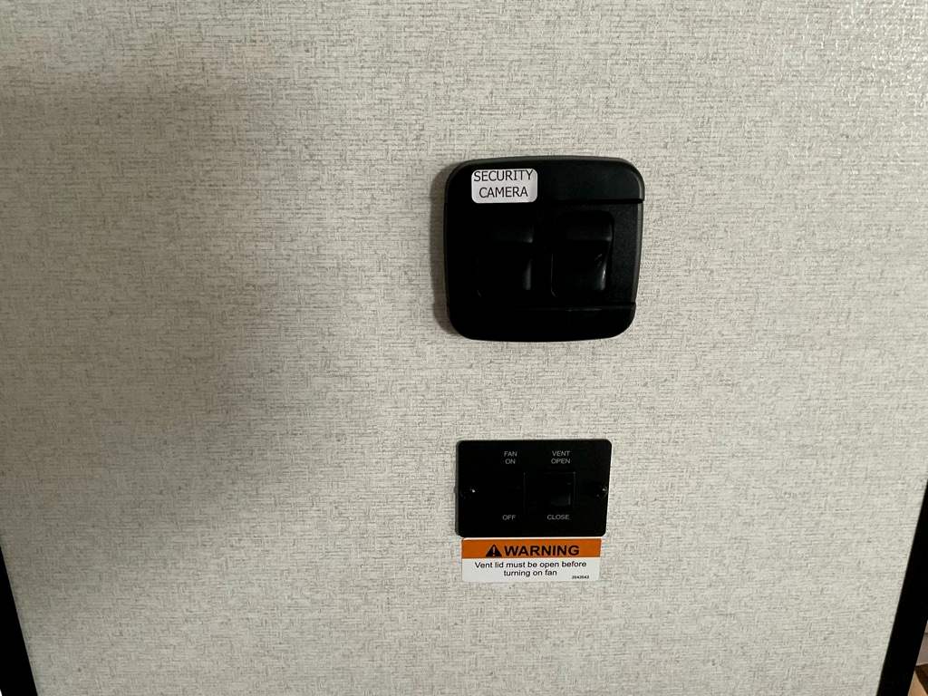 2027 JAYCO SEISMIC 265 - Image 34