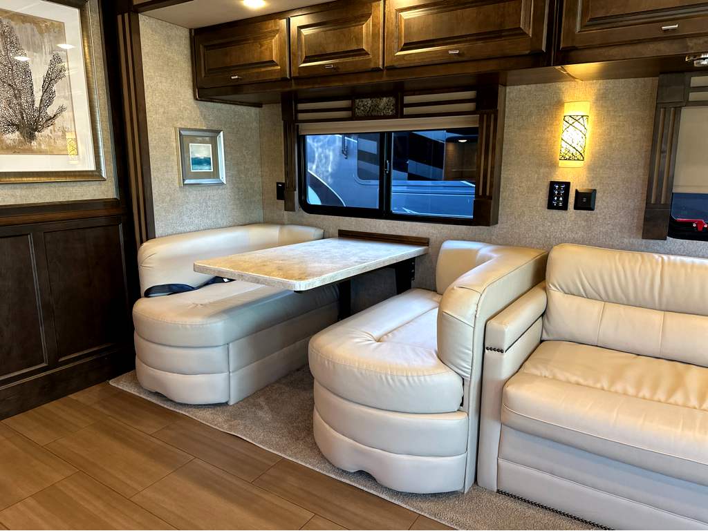2018 TIFFIN ALLEGRO RED 37BA - Image 15