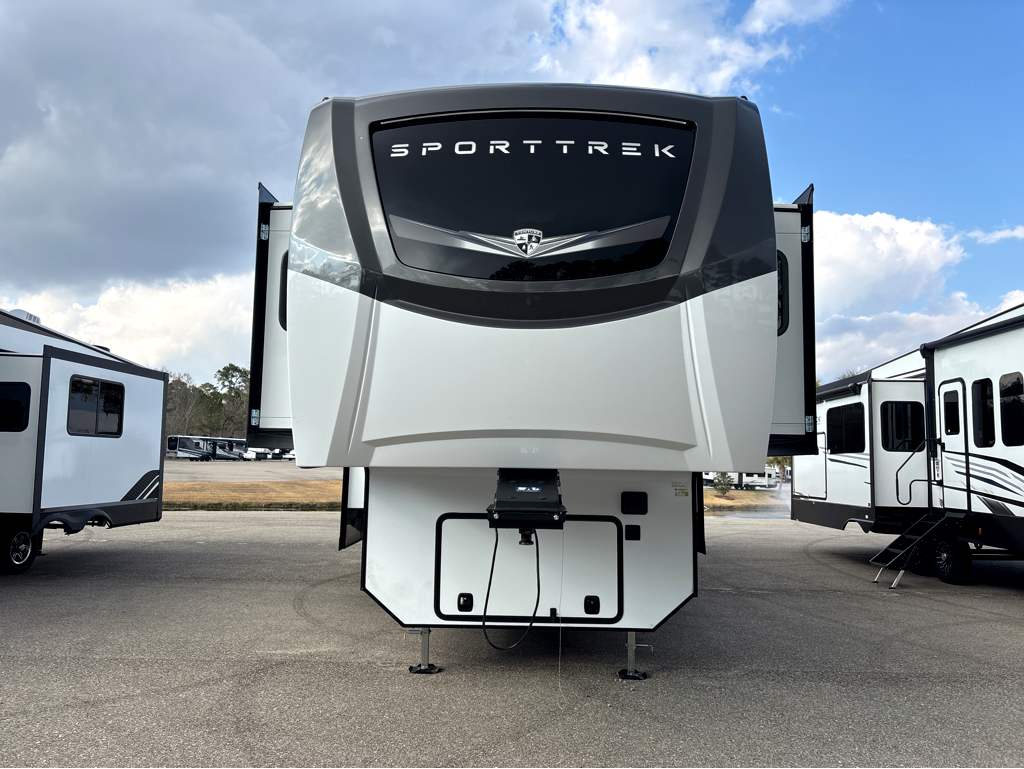 2026 VENTURE RV SPORTTREK 365VFL - Image 2