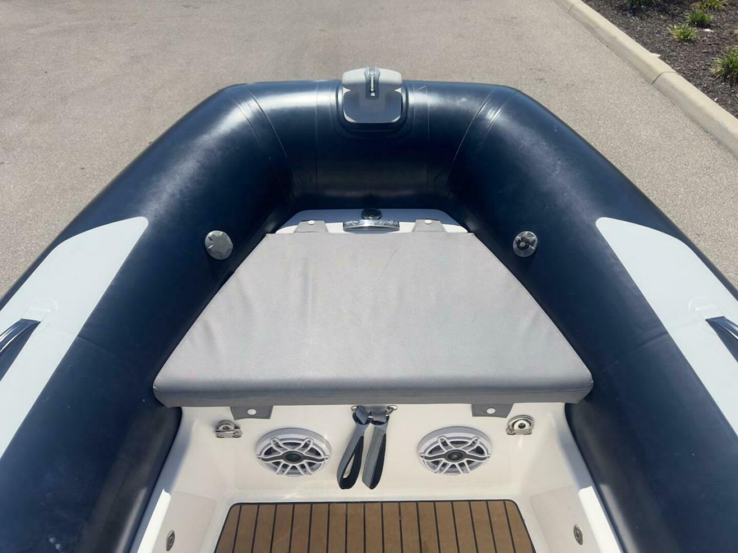 2024 Williams Jet Tenders 445 Diesel Jet Base - Image 7