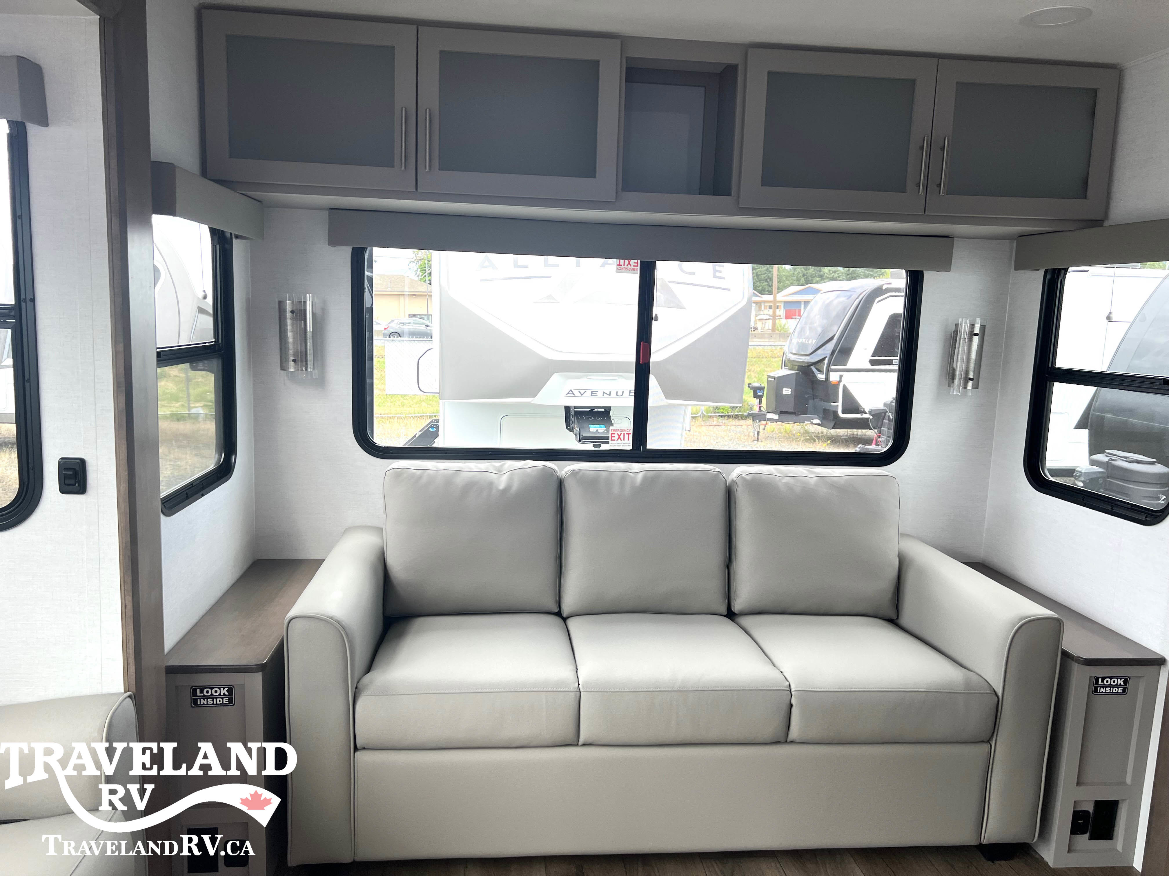 2026 Alliance RV Avenue 332RL - Image 9