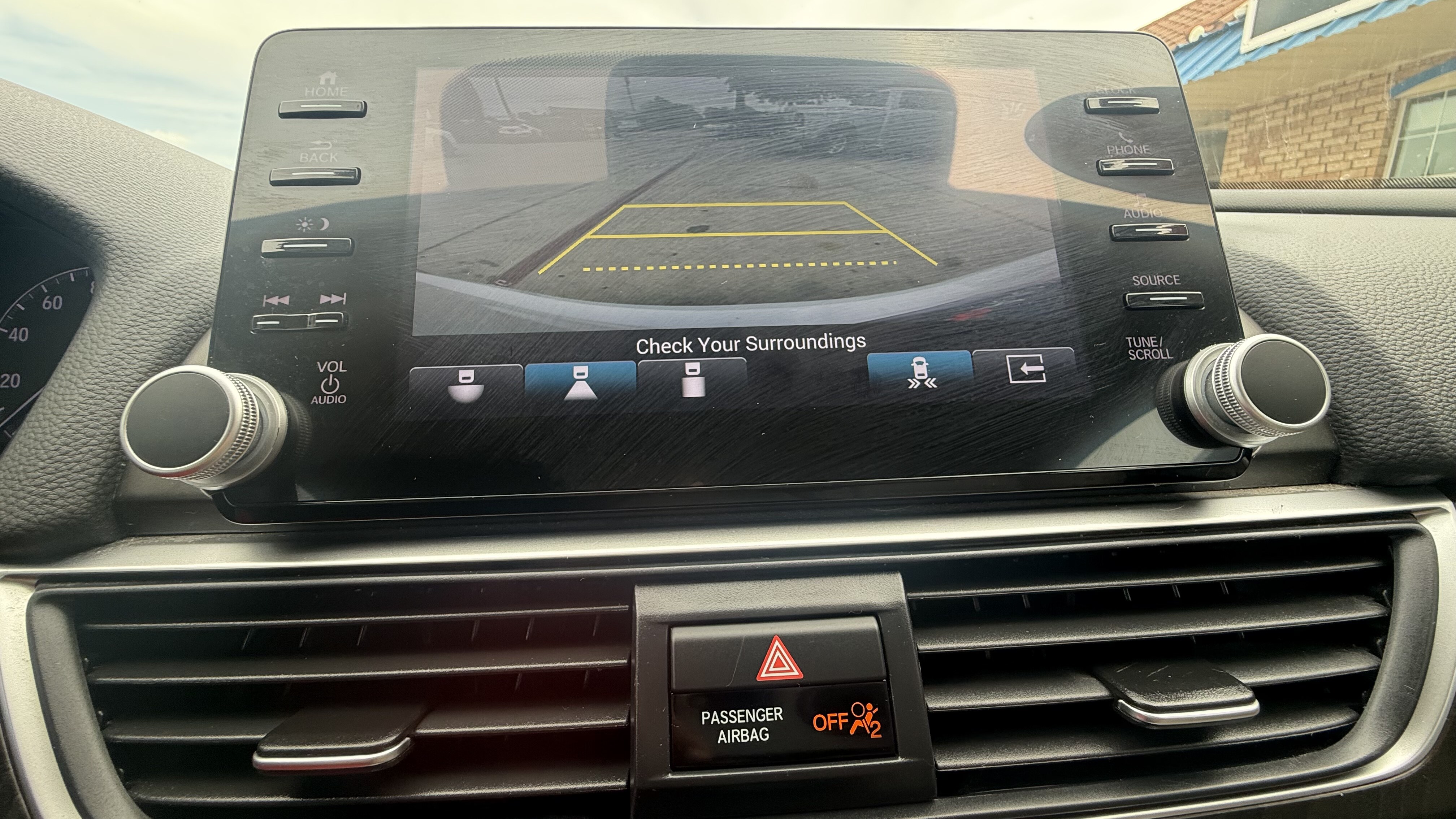 2022 Honda Accord Sedan 4D EX-L - Image 24