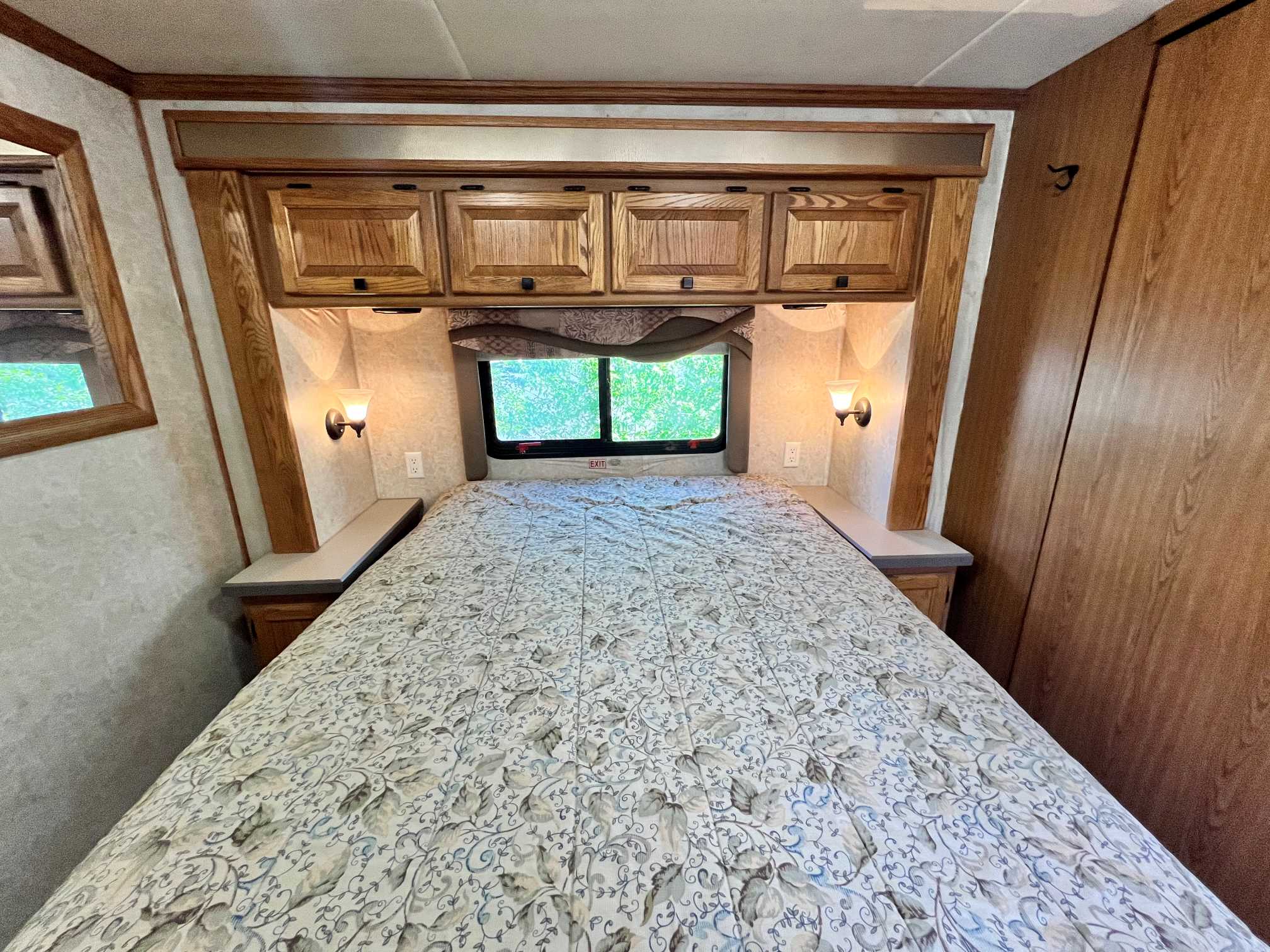 2005 Tiffin Allegro Bay 34XB - Image 26