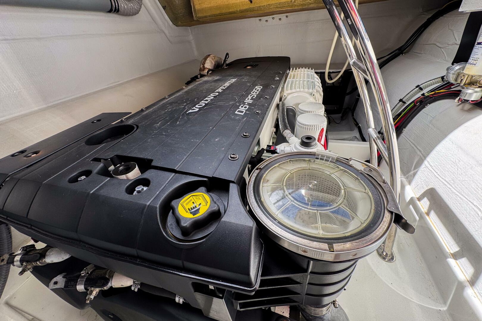 2021 Fountaine Pajot MY44 - Image 71