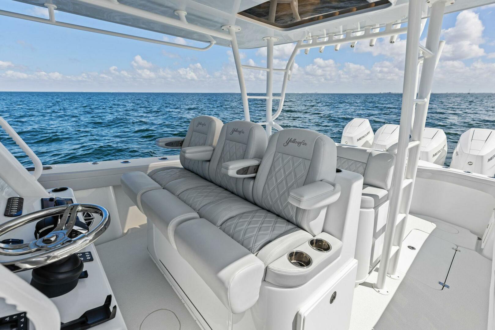 2024 Yellowfin 42 Offshore - Image 3
