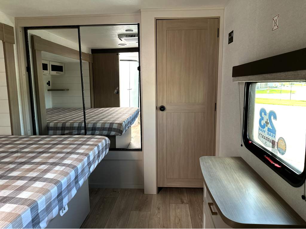 2027 JAYCO JAY FLIGHT 334RTS - Image 21