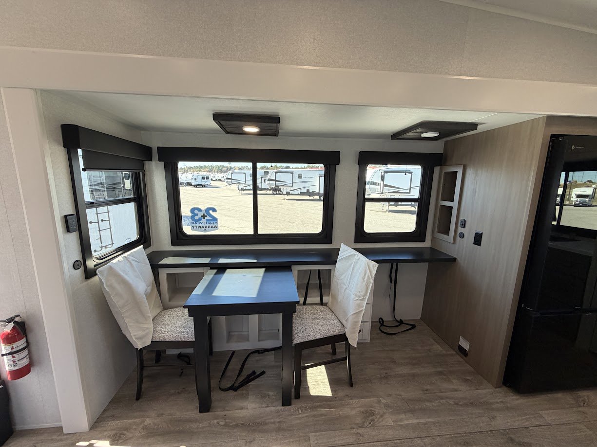 2026 JAYCO EAGLE 365UKTS - Image 6