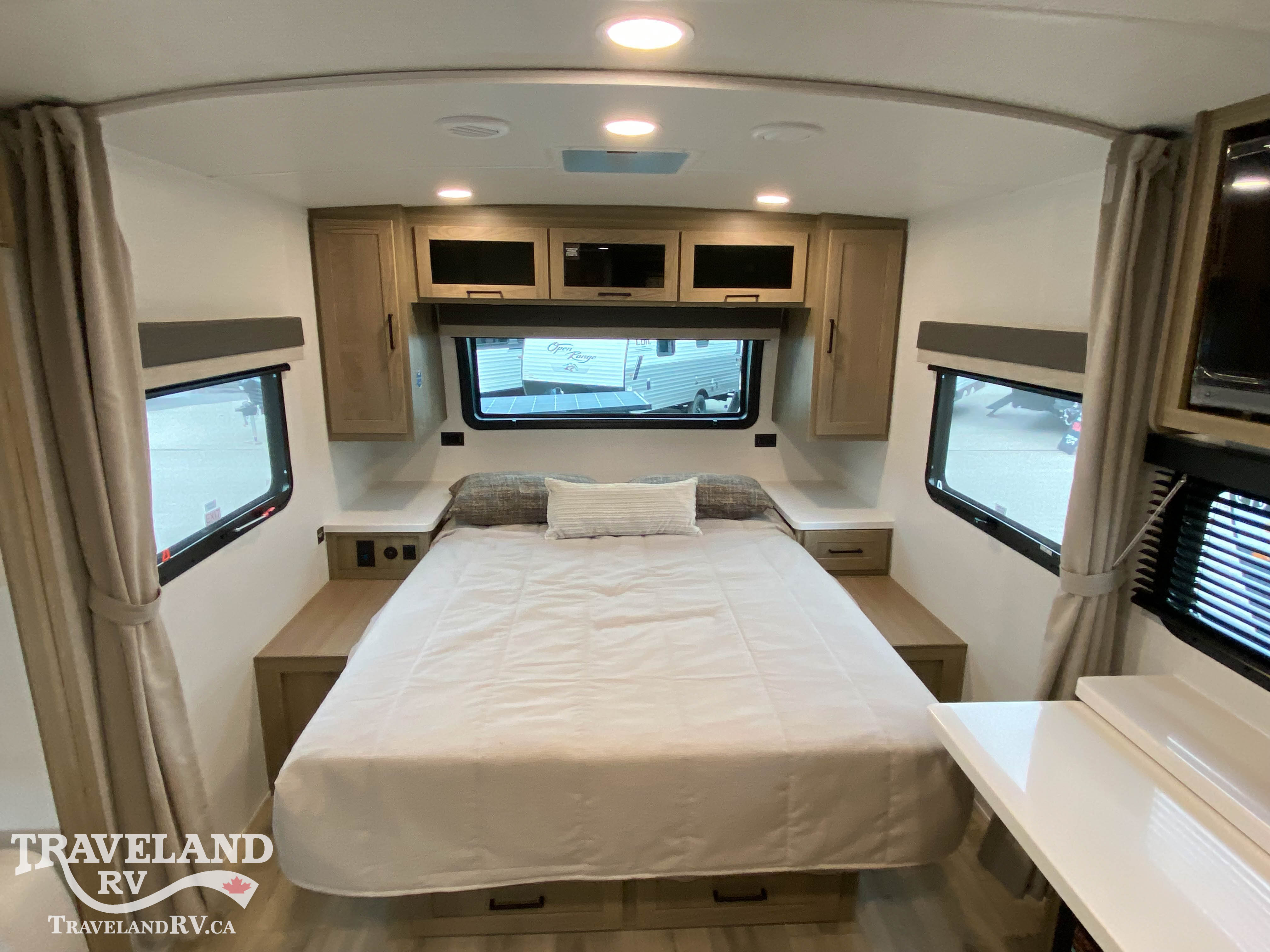 2027 Forest River Rockwood Mini Lite 2205S - Image 9