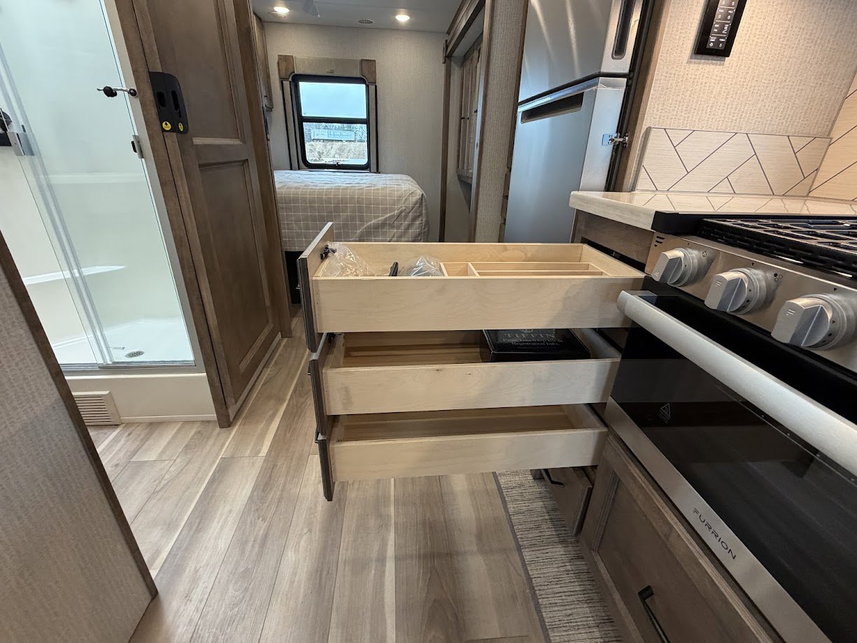 2026 TIFFIN ALLEGRO 29 NA - Image 36