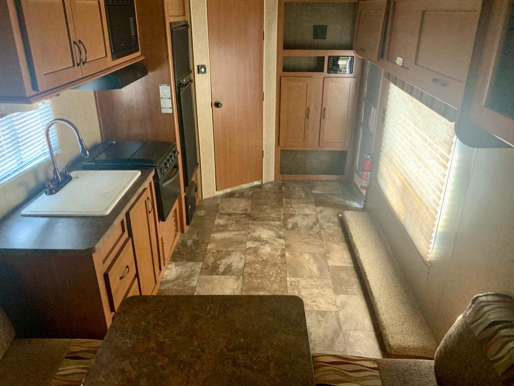 2015 Forest River Grey Wolf 26RR - Image 11