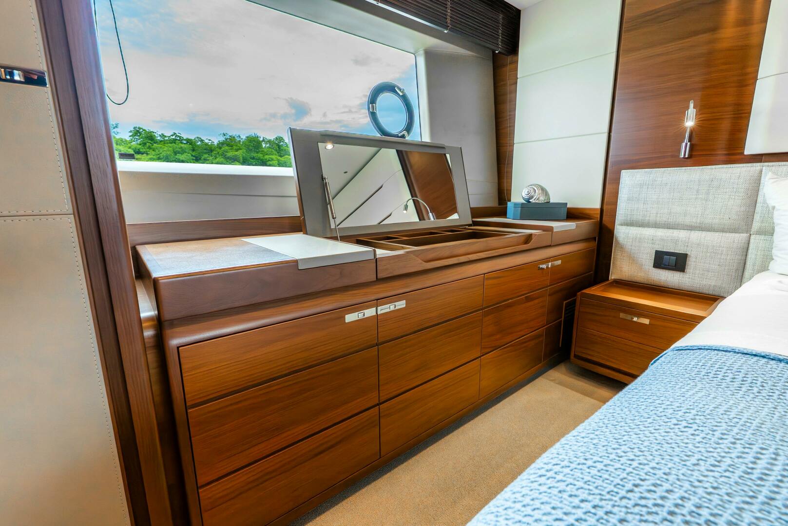 2018 Princess Yachts - Image 46