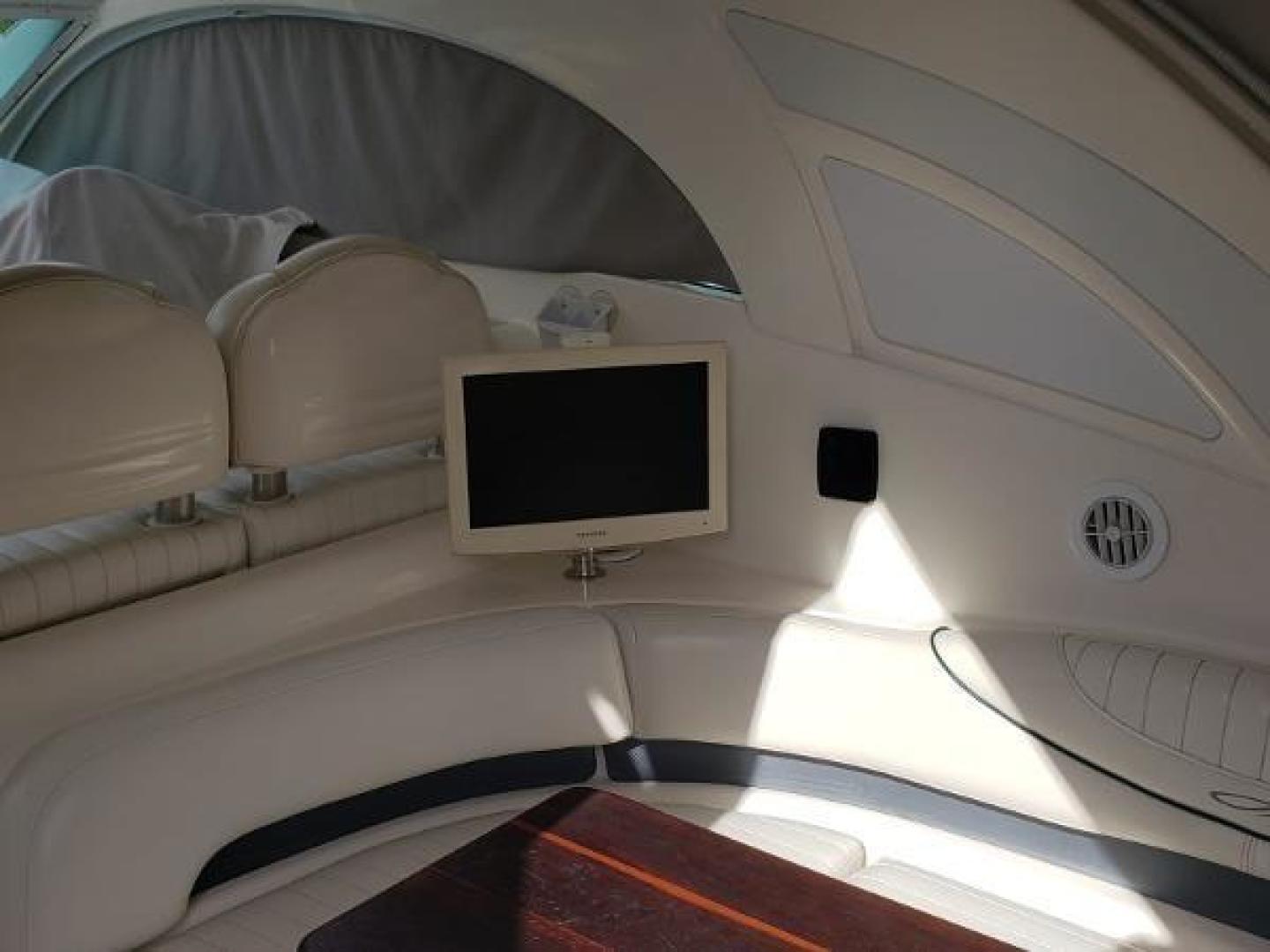 2002 Maxum 4200 SCR - Image 19