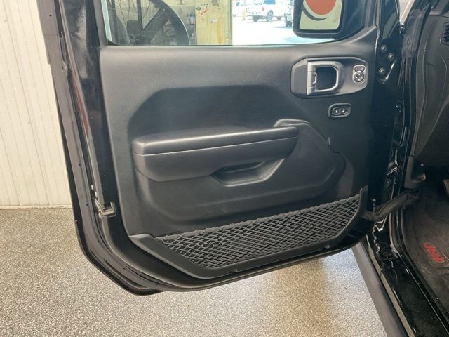 2021 Jeep Wrangler Utility 4D Rubicon 4WD - Image 11