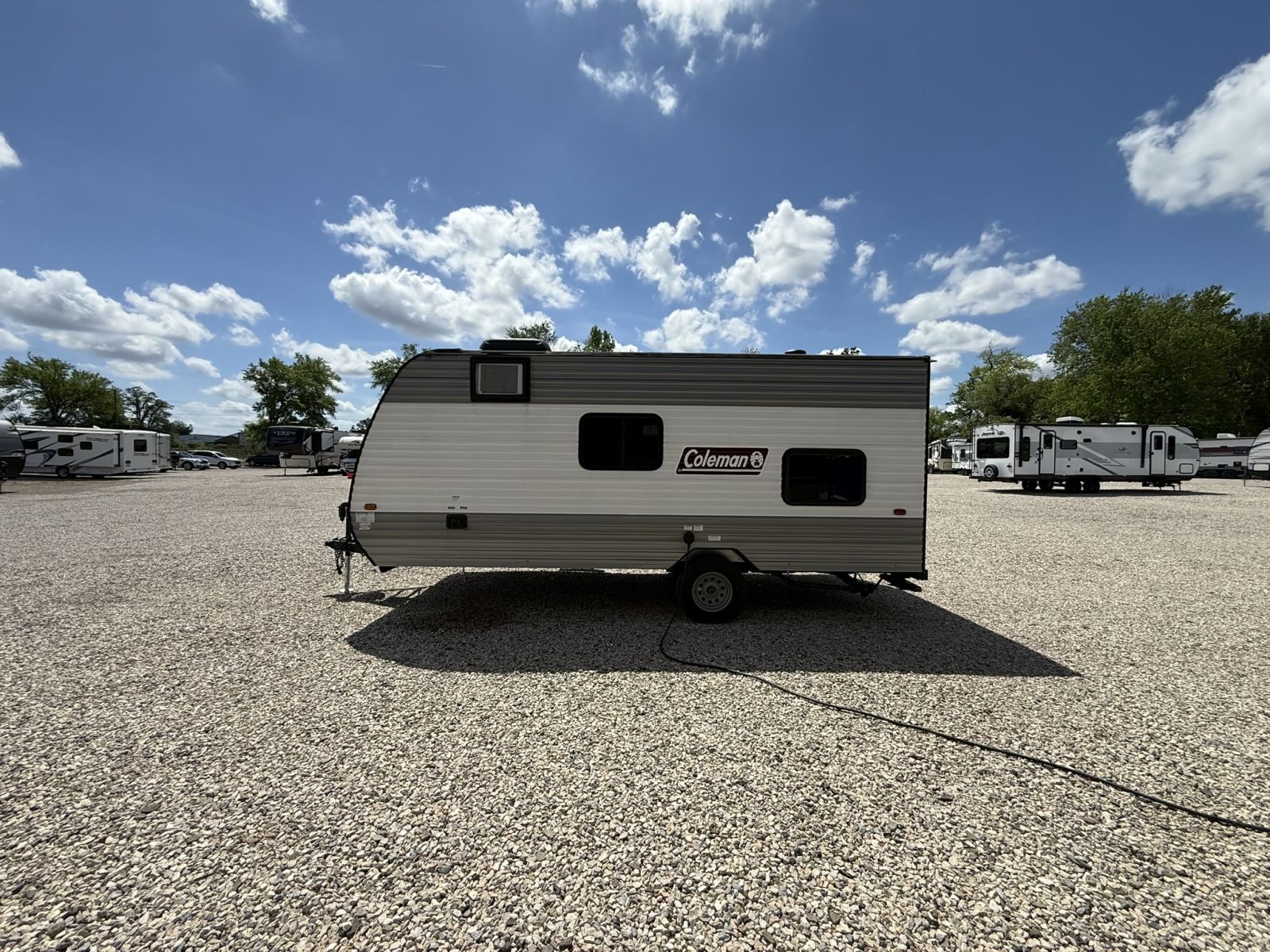 2024 Dutchmen Coleman 17B - Image 4