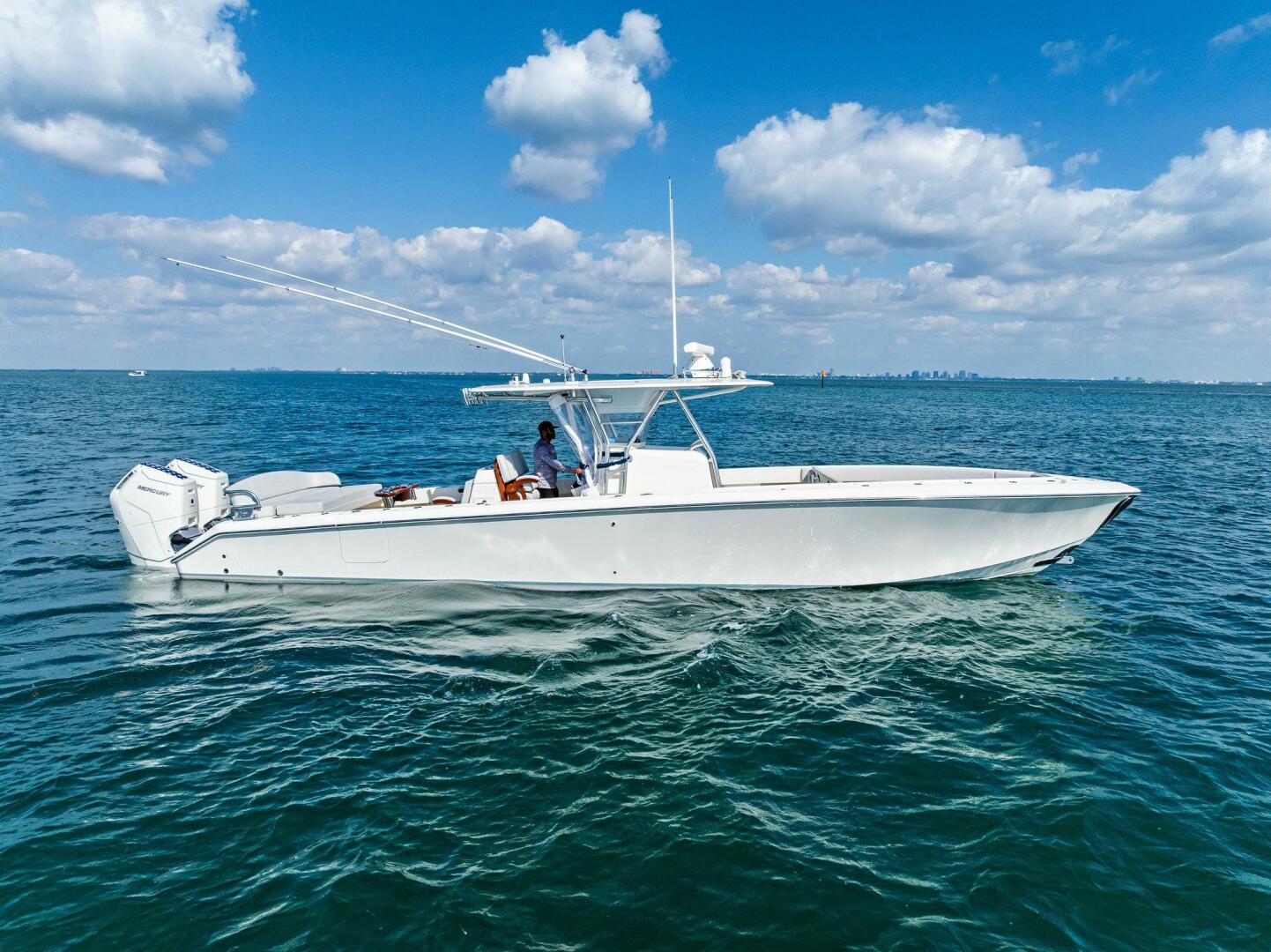 2015 Bahama 41 - Image 1