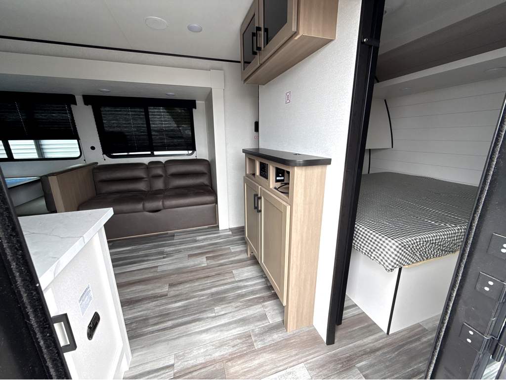 2026 JAYCO JAY FLIGHT SLX 261BHS - Image 8