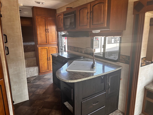 2014 KEYSTONE RV SPRINGDALE 253 REGL - Image 11