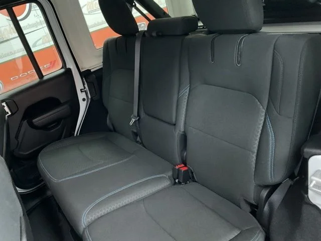 2025 Jeep Wrangler 4xe Rubicon 4x4 - Image 21