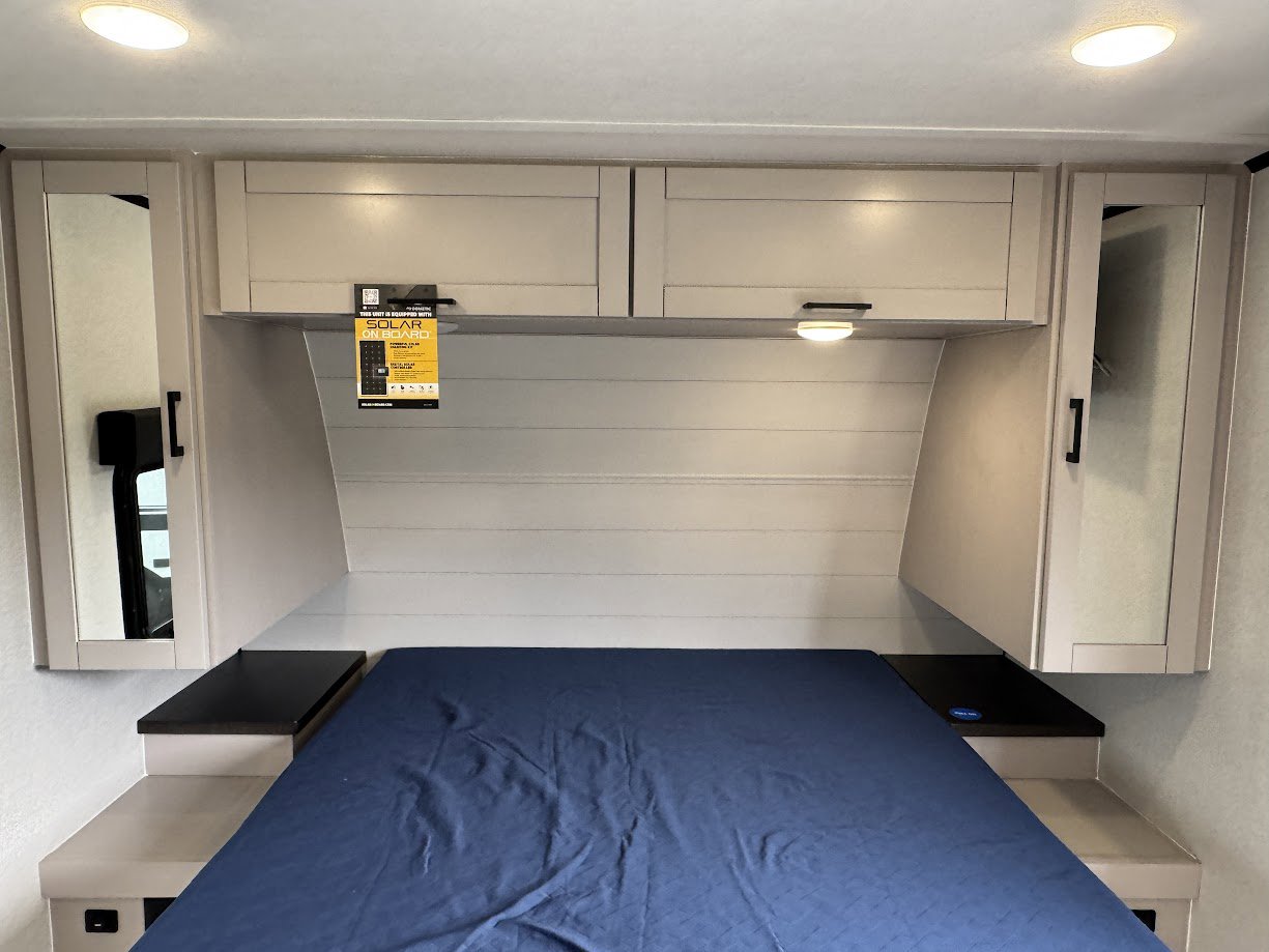 2026 JAYCO JAY FEATHER AIR 18FBS - Image 10