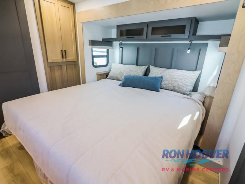 2026 FOREST RIVER 401CFB - Image 30
