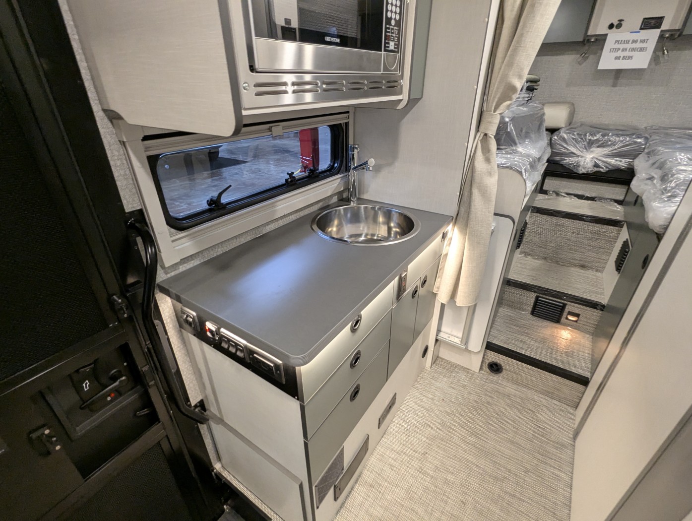 2026 Winnebago EKKO Sprinter 23B AWD - ATH Edition - Image 35