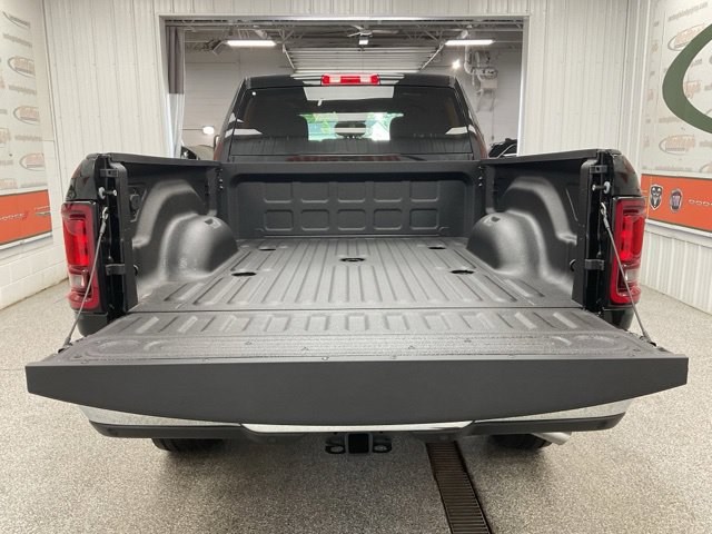 2026 Ram 2500 Big Horn 4x4 Crew Cab 6'4" Box - Image 10