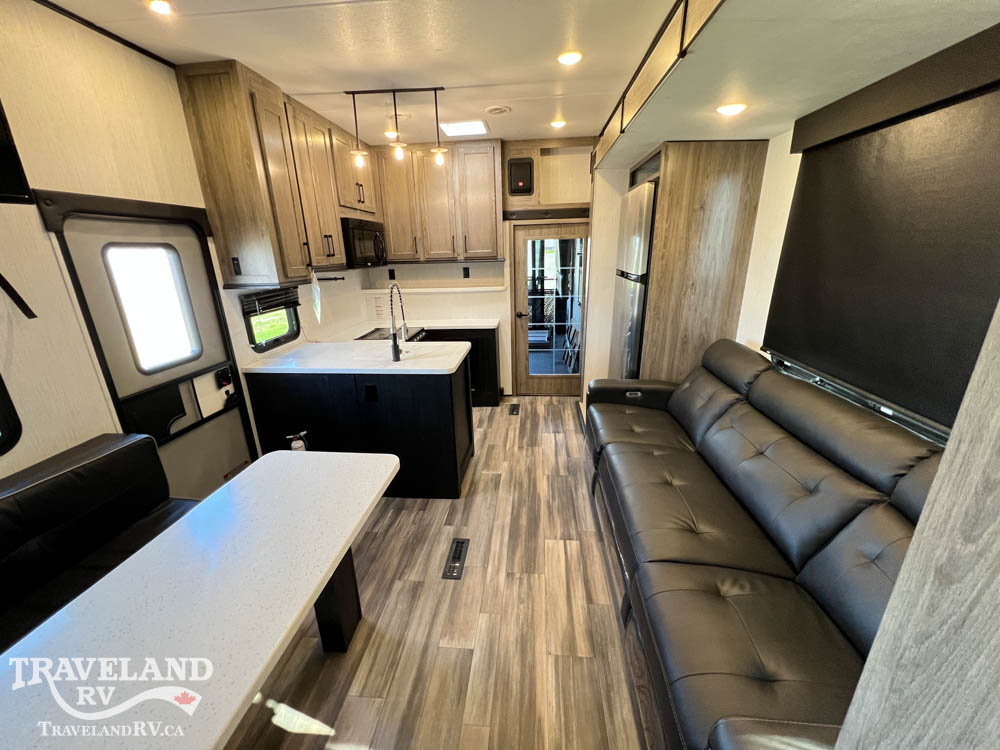 2022 HEARTLAND ROAD WARRIOR 414RW - Image 4